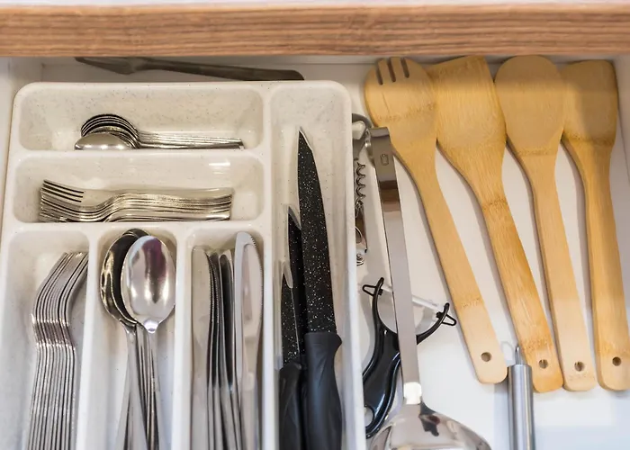 Golden Breeze Apartment