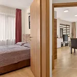 Apartamento Golden Breeze By Linas Varna